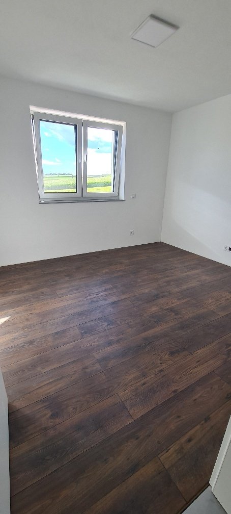 Große NEUBAU-Doppelhaushälfte in schöner Lage