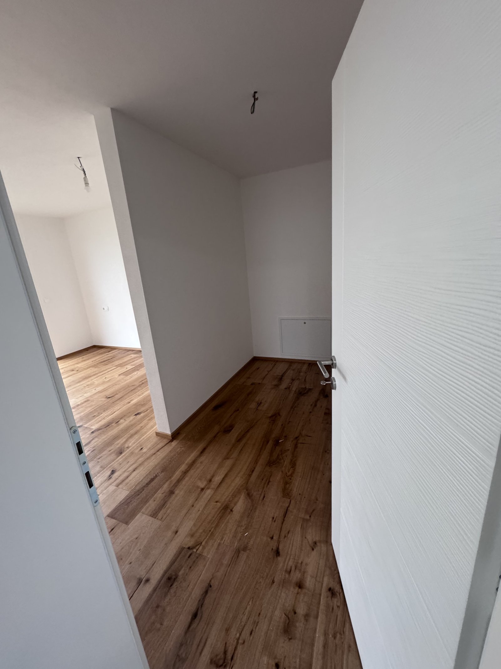 Neubau - Doppelhaus in Top - Lage - Nur wenige Schritte zum See.