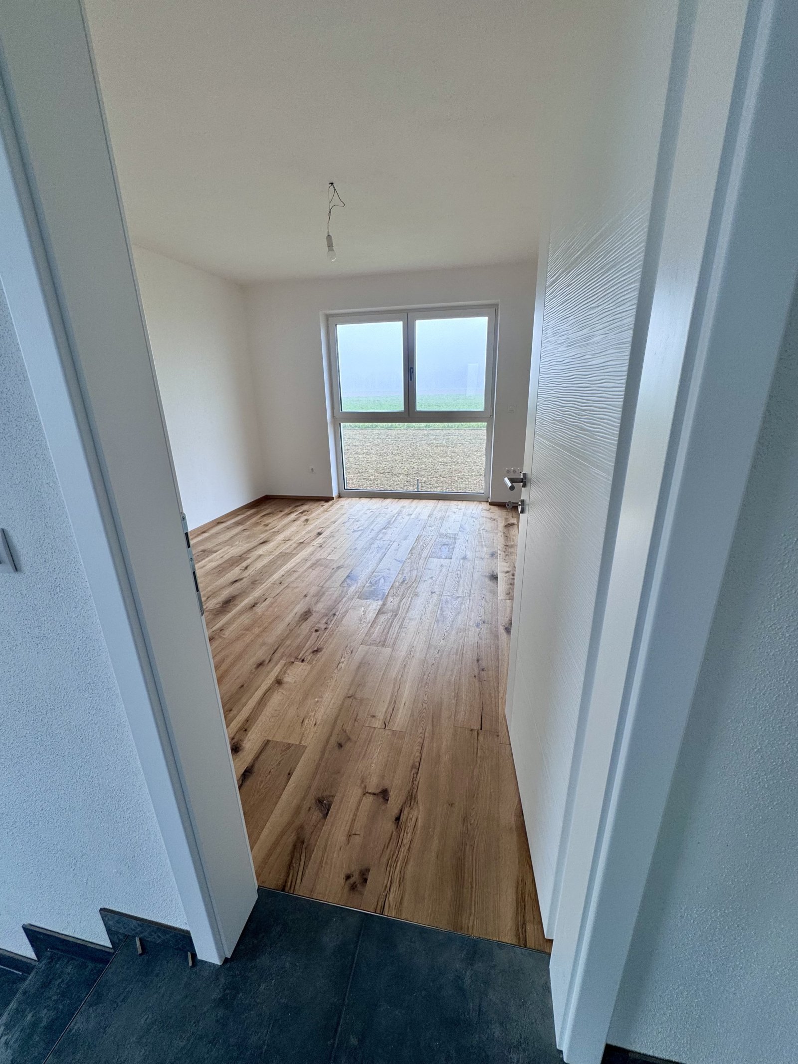 Neubau - Doppelhaus in Top - Lage - Nur wenige Schritte zum See.