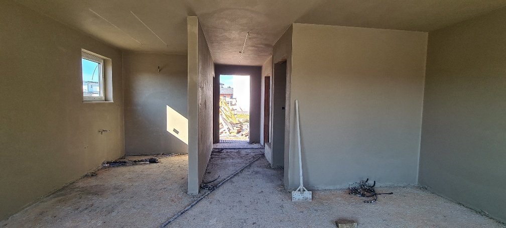 IN BAU sind gerade vier Reihenhäuser in wunderschöner und ruhiger Lage