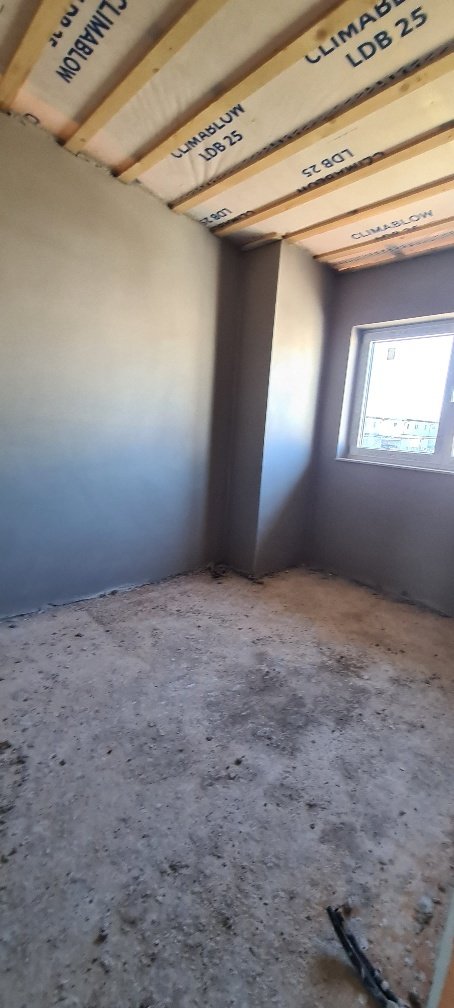 IN BAU sind gerade vier Reihenhäuser in wunderschöner und ruhiger Lage