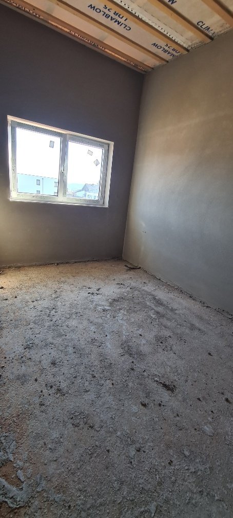 IN BAU sind gerade vier Reihenhäuser in wunderschöner und ruhiger Lage