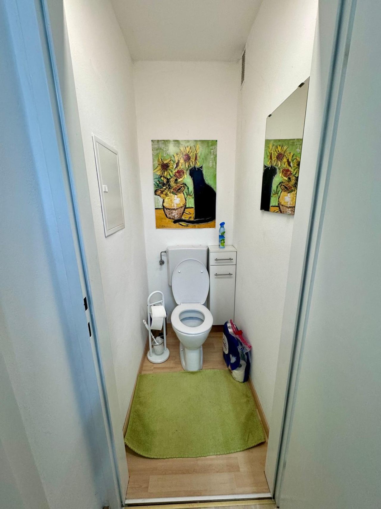 WC WC